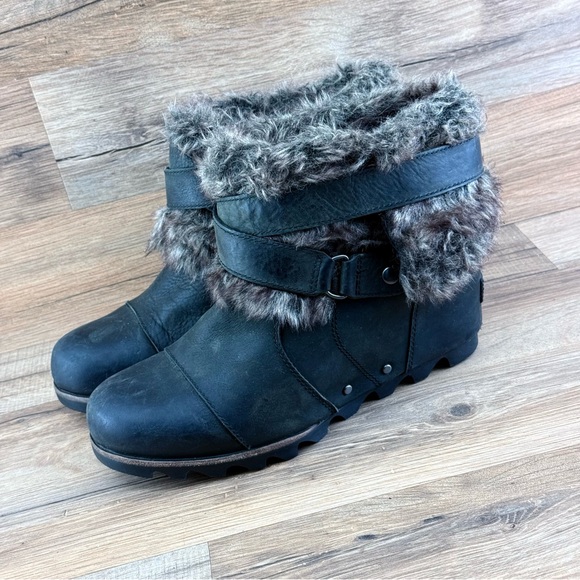 Sorel Boots Womens Size 8.5 Dark Gray Suede Waterfall NL1964-225 - Picture 1 of 9